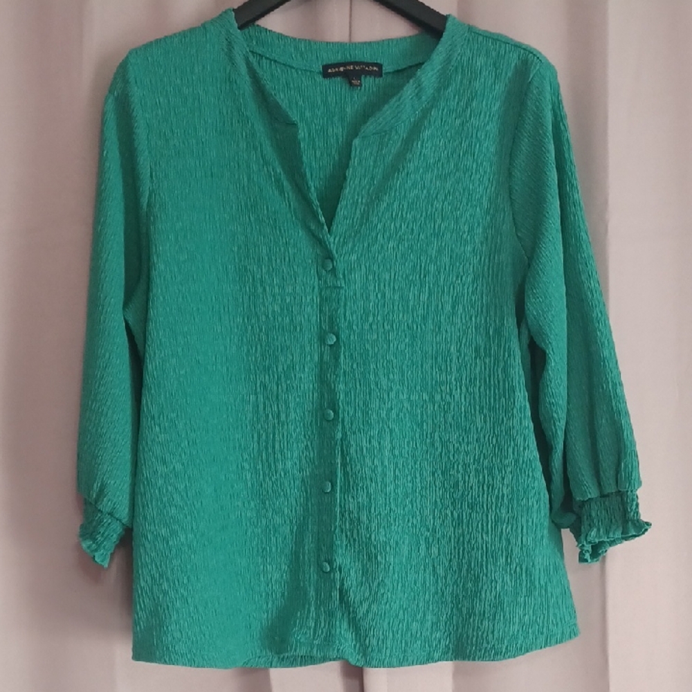Adrienne Vittadini Green Textured Crinkle Gauze Split Neck 3/4 Sleeve Top